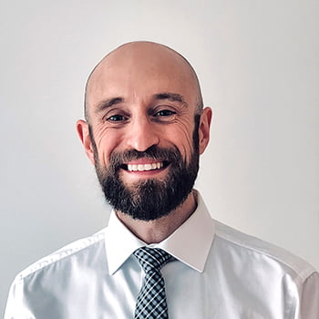 Dr. Jordan Guenette